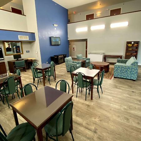 Baymont By Wyndham Swanton Hotel Ngoại thất bức ảnh