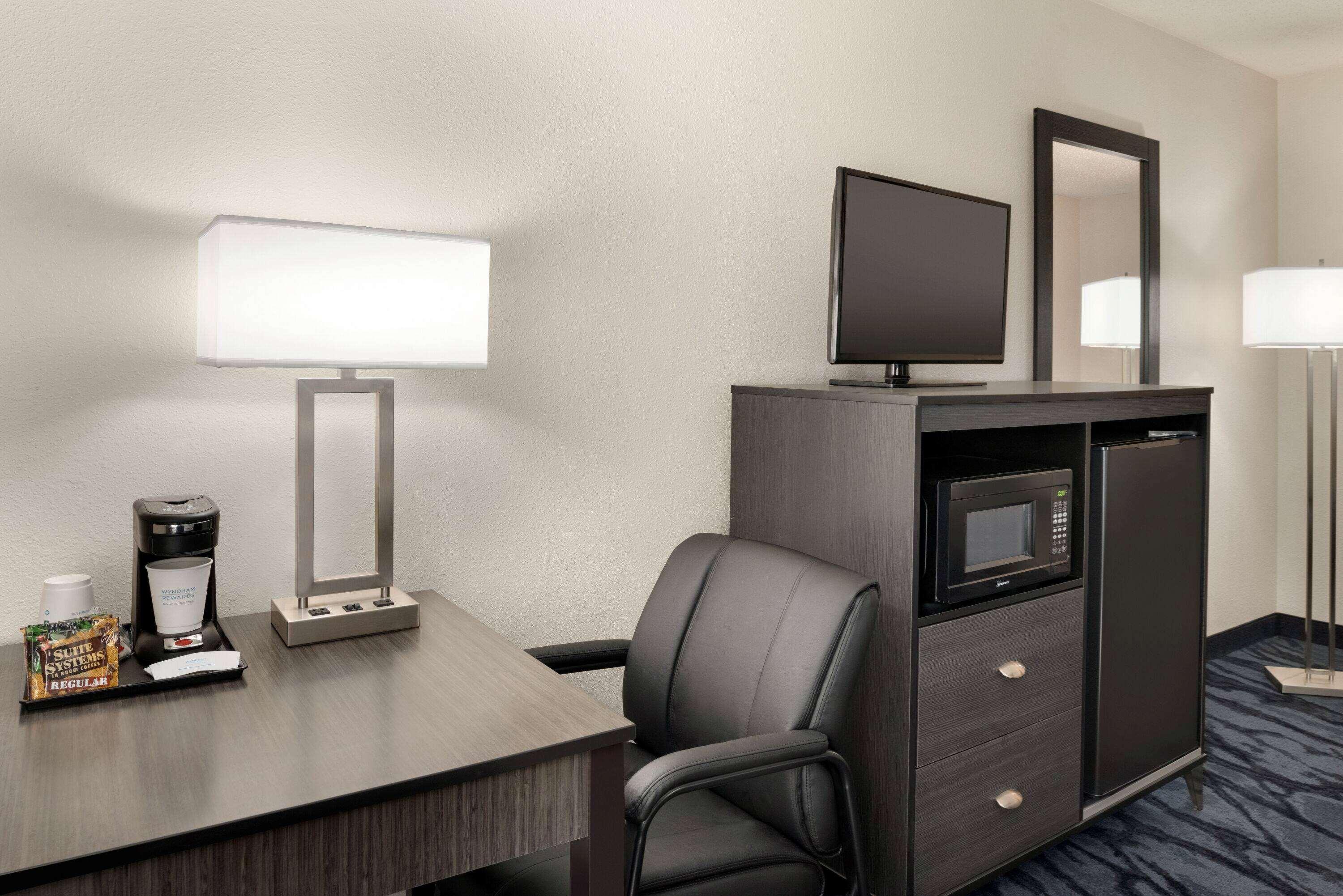 Baymont By Wyndham Swanton Hotel Ngoại thất bức ảnh